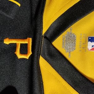 Pittsburgh pirates t-shirt